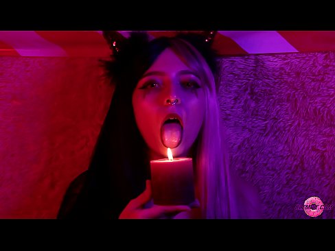 ❤️ Broche apaixonado de Succubus Sexy com preenchimento da boca ️❌ Porno em nós ﹏