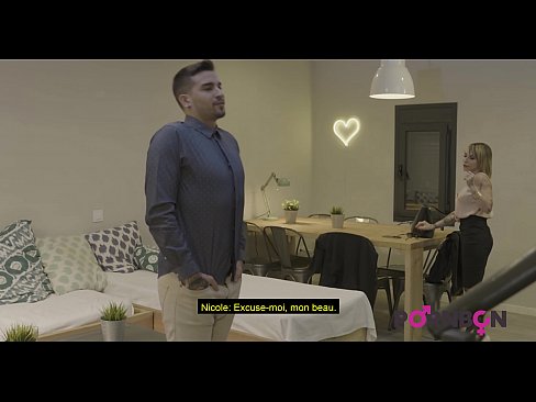 ❤️ PORNBCN 4K Uma mulher madura com mamas grandes quer ser um gigolô jovem fodido anal com um grande amortismo de broche de pinto duro estilo cão de foder, lambendo o orgasmo do cachorro legenda francesa ️❌ Porno em nós ﹏
